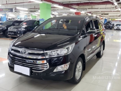 TOYOTA   INNOVA